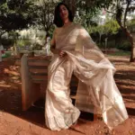 Gold Pure Tissue Silk Saree - Image 6