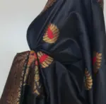 Navyblue Banarasi Silk Saree with Antique Gold Zari Weaves - Image 5