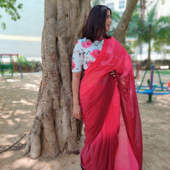 Strawberry Pink Dual Shaded Georgette Saree with Stitched Blouse