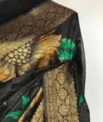 Black Banarasi Silk Saree with Beautiful Floral Zari Weaves - Image 4