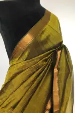 Green Mangalagiri Silk Saree woven in Gold Zari Checks - Image 3