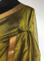 Green Mangalagiri Silk Saree woven in Gold Zari Checks - Image 5