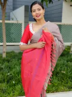 Mauve Chinnalapattu Saree adorned with handwoven motifs - Image 3