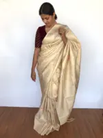 Ivory Banarasi Silk Saree adorned with Paisley Motifs - Image 4