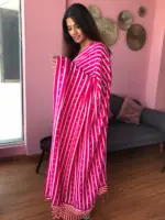 Printed Pink Satin Saree - Image 5