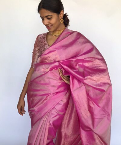 Rose Pink Kanjivaram Silk Saree Handwoven with Gold Zari Weaves
