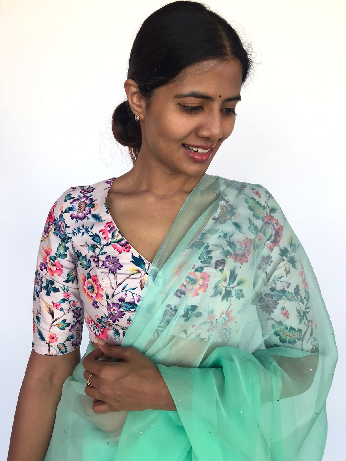 Buy Beautiful Pure Uppada Tissue Silk Saree, Unstitched Running Blouse,  Uppada Tissue Soft Cotton Green Gold Saree blouse Stitching Available  Online in India - Etsy