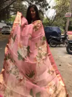 Pure Dainty Pink Printed Organza Saree - Image 2
