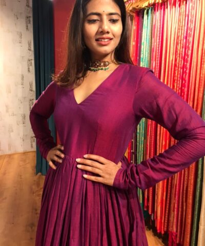 Magenta Cotton Ethnic Dress highlighted with Kanchi Silk Border