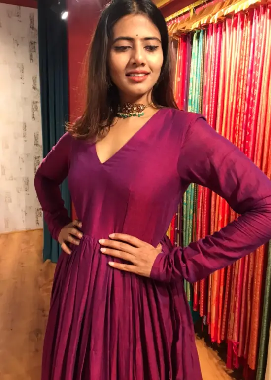 Magenta Cotton Ethnic Dress highlighted with Kanchi Silk Border