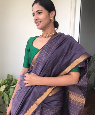 Lilac Mangalagiri Silk Saree with Gold Zari Weaves