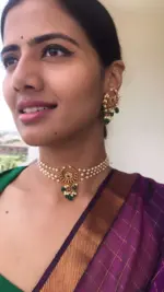 Pearl Choker highlighted with Kemp Stones