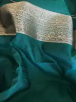 Bottle Green Banarasi Silk Saree with Antique Gold Zari Weaves - Image 5