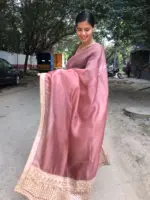 Mauve Handwoven Hand Embroidered Organza Silk Saree - Image 3