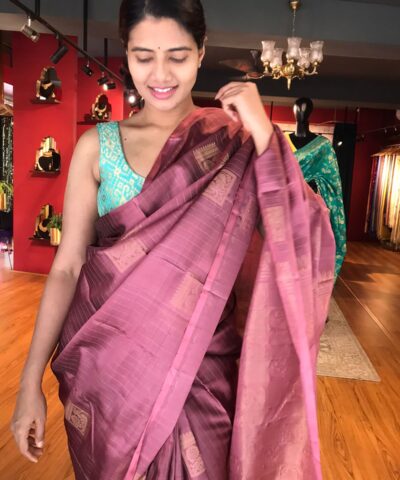Dusty Pink Kanjivaram Silk Saree with Handwoven Gold zari weaves