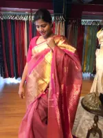Onion Pink Organza Silk Saree highlighted with Kanchi Zari Border - Image 8