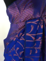 Royal blue kora Silk Saree highlighted with zari weaves - Image 7