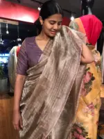 Mauve Tissue Silk Saree highlighted with Zari Checks - Image 3