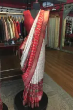 Offwhite Banarasi Soft Silk Saree highlighted with Patola Weaves - Image 2