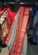 Offwhite Banarasi Soft Silk Saree highlighted with Patola Weaves - Image 2