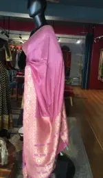 Onion pink Dola Silk Saree highlighted with Gold Zari Border - Image 5