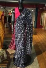 Navy Blue Dola Silk Saree highlighted with Zari Weaves - Image 2