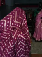 Majenta Dola Silk Saree highlighted with Zari Weaves - Image 5