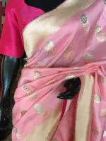 Baby Pink Dola Silk Saree Highlighted With Gold Zari Border - Image 5