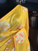 Yellow Dola Silk Saree Highlighted With Silver Zari Buttas - Image 6