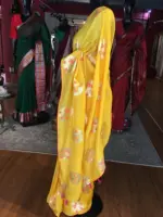 Yellow Dola Silk Saree Highlighted With Silver Zari Buttas - Image 3