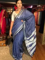 Navyblue Handmade Pure Linen Saree highlighted in Chequered Pattern - Image 2