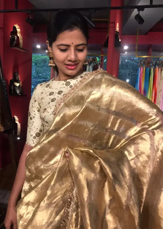 Ivory Gold Tissue Silk Saree woven in Leheriya Pattern