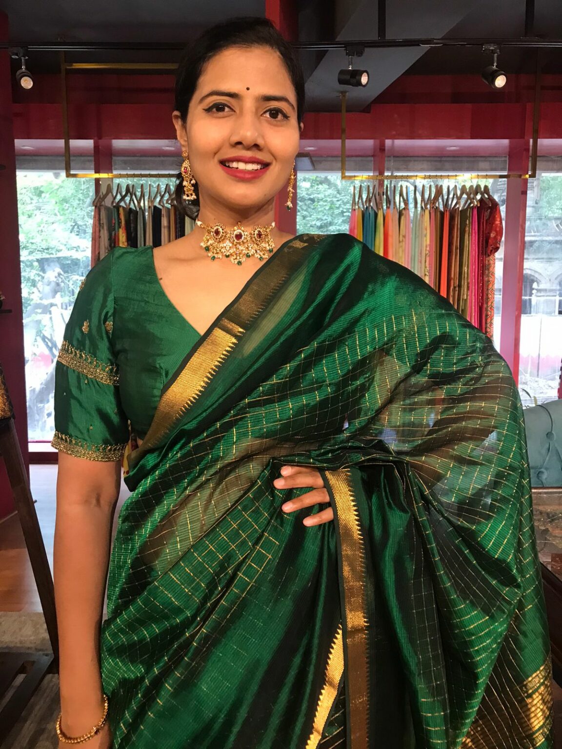 bottle-green-mangalagiri-silk-saree-woven-in-gold-zari-checks-mirra