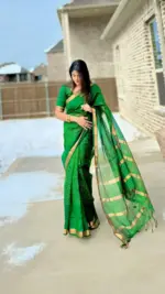 Bottle Green Mangalagiri Silk Saree woven in Gold Zari Checks - Image 9