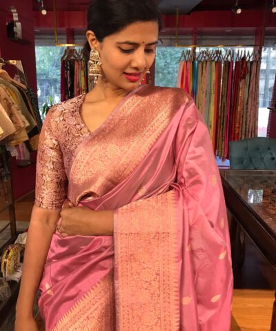 Onion Pink Handwoven Banarasi Katan Silk Saree with Kadwa Zari Motifs