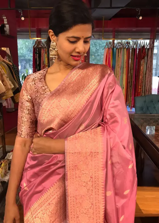 Onion Pink Handwoven Banarasi Katan Silk Saree with Kadwa Zari Motifs