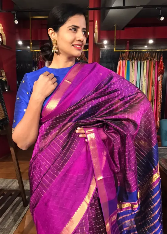 Magenta Mangalagiri Silk Saree in Gold Zari Chequered Pattern