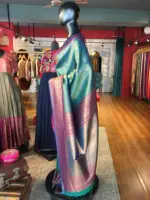 Hunter Green Banarasi Silk Saree highlighted with gold  weaves - Image 6
