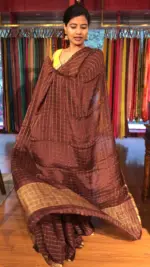 Dark Brown Chequered Chiffon Saree - Image 5