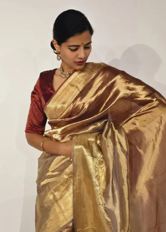 Ombre Maroon Heavy Tissue Silk Saree highlighted with Kanchi Zari Border