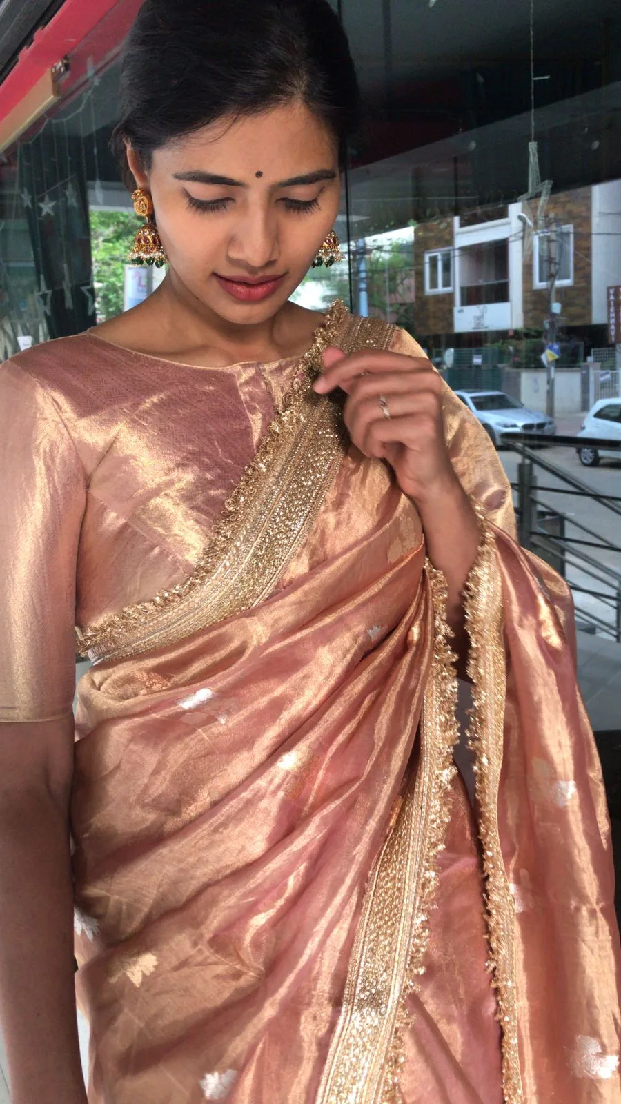 Dusty Pink Tissue Silk Saree with Handwoven Kadhwa Zari Buttis highlighted with Embroidery Detailing - Image 3