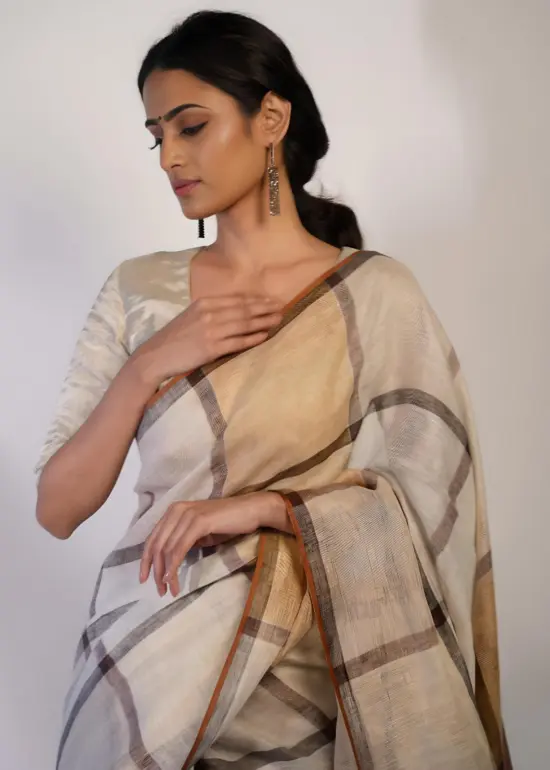 Elegant Offwhite Linen Saree