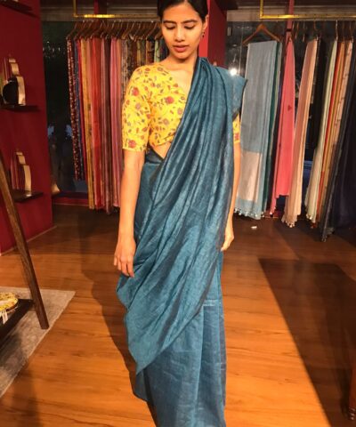 Light weight and easy to drape saree by Mirra Clothing