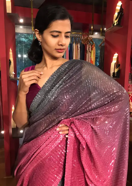 Beautiful saree by Mirra clothing.