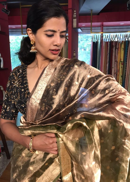 Elegant Saree by Mirra clothing.