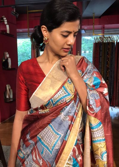 Beautiful saree by Mirra clothing.