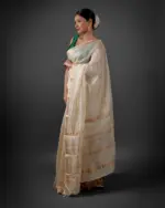 Ivory Handwoven Chequered Mangalagiri Silk Saree - Image 4