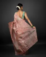 Salmon Pink Printed Crushed Tissue Silk Saree - Image 4