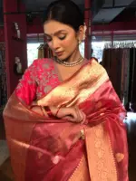 Rani Pink Handwoven Tissue Silk Saree with Kadhwa Zari Motifs - Image 4