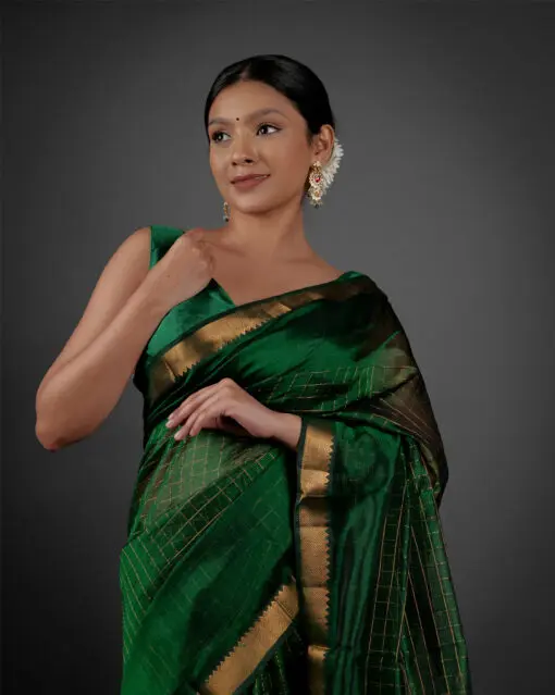 Handwoven Mangalagiri saree